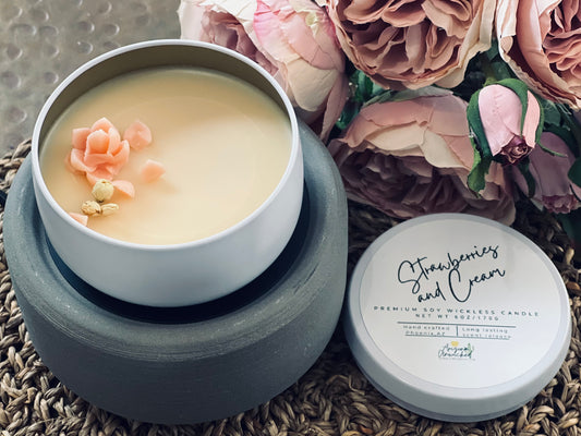Strawberries and Cream Wickless Candle